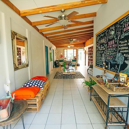 La Bicicleta Hostal Managua Exterior photo