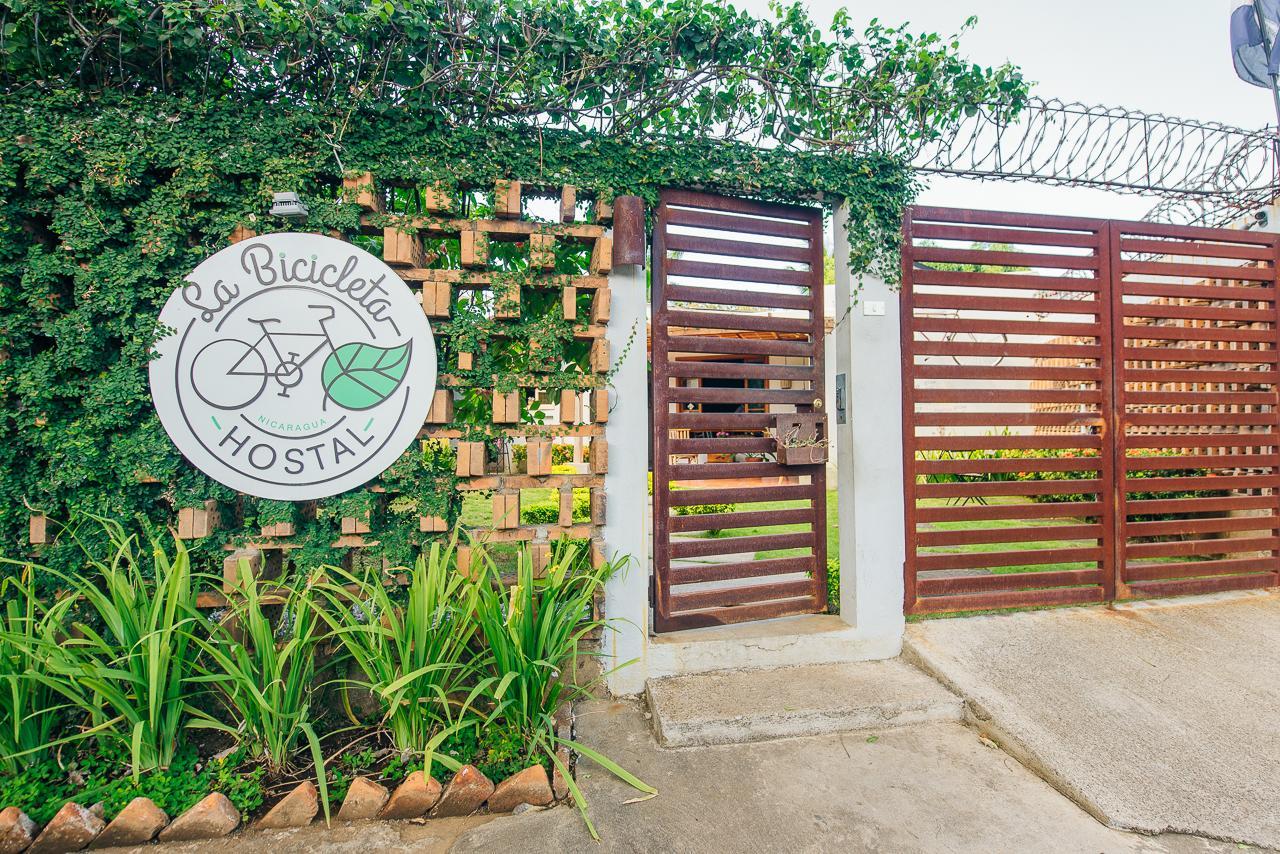 La Bicicleta Hostal Managua Exterior photo