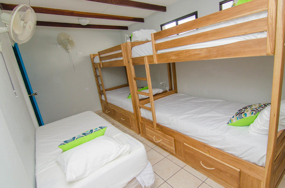 La Bicicleta Hostal Managua Exterior photo